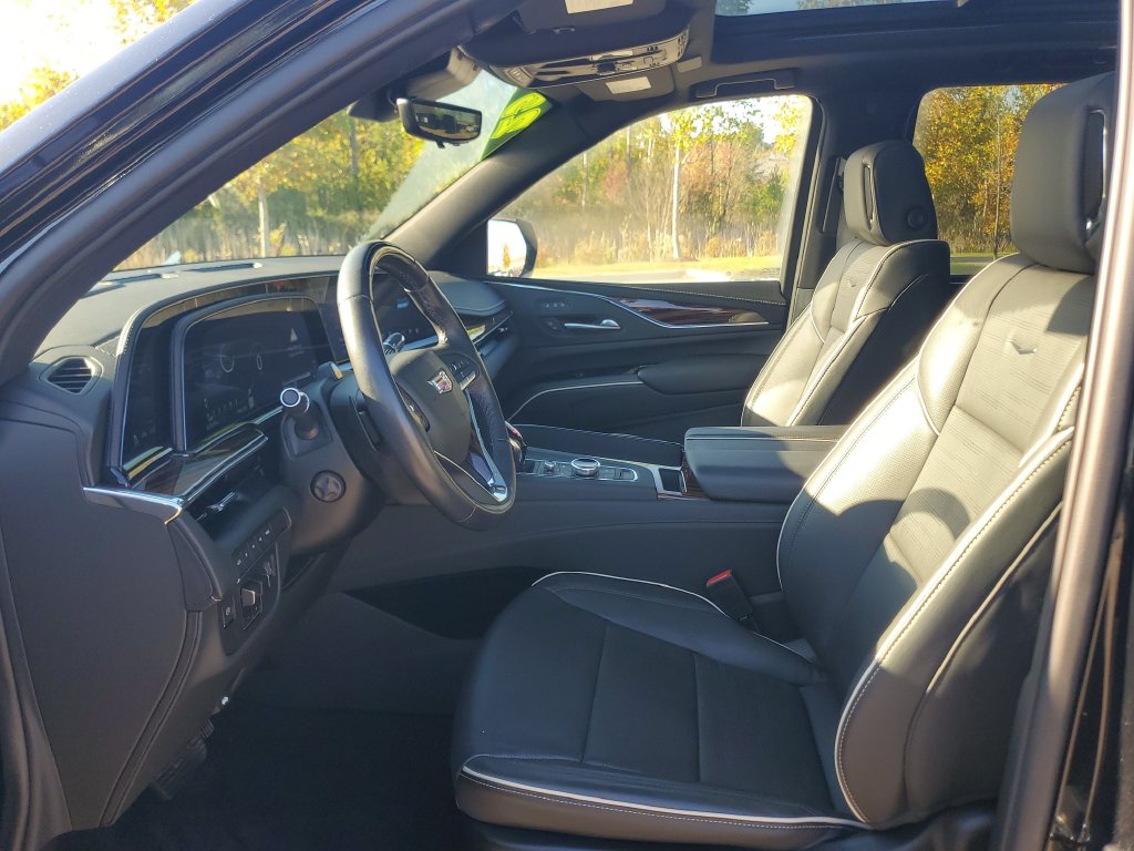 2023 Cadillac Escalade Premium Luxury - Photo 13