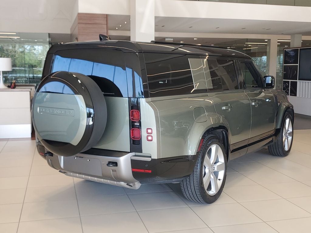 Used 2025 Land Rover Defender 130 X-Dynamic SE SUV