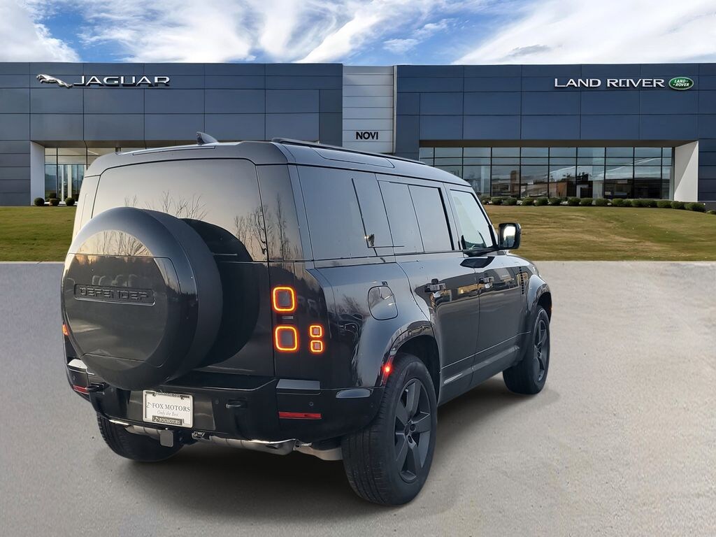 Used 2026 Land Rover Defender 110 X-Dynamic SE SUV