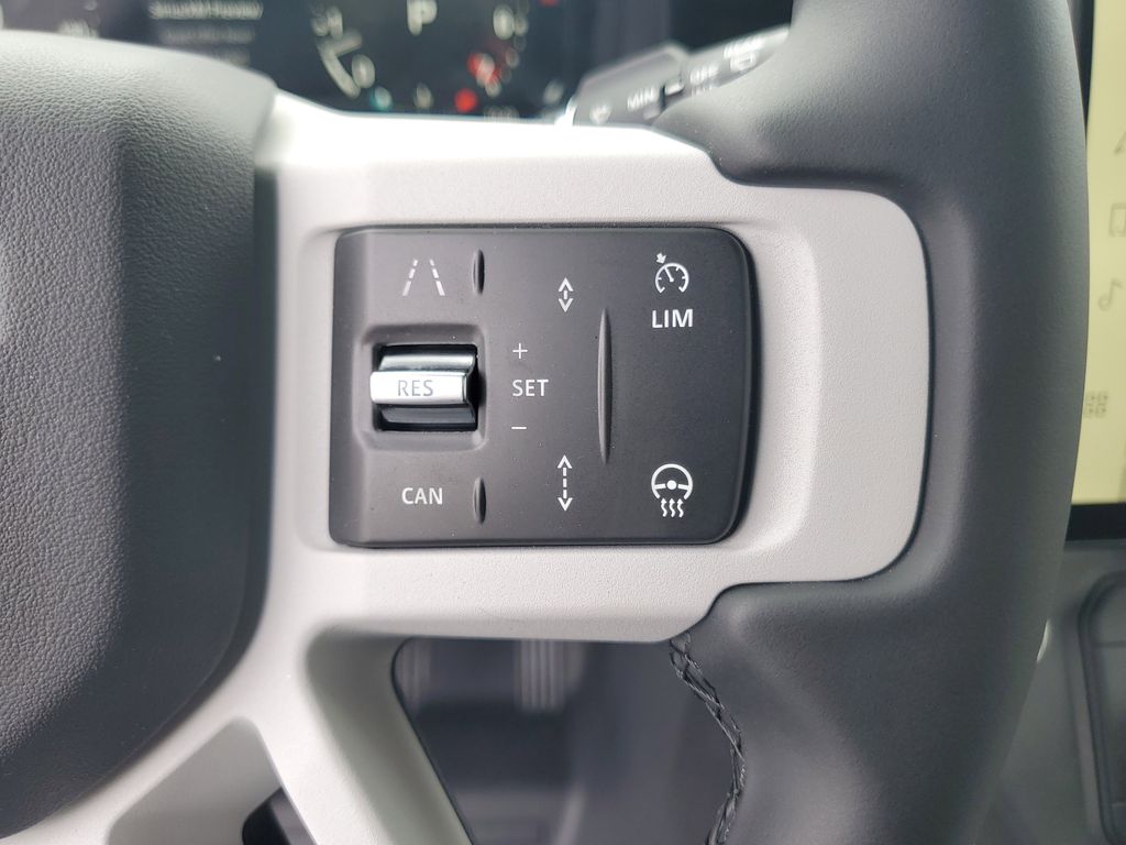2026 Land Rover Defender X-Dynamic SE - Photo 18