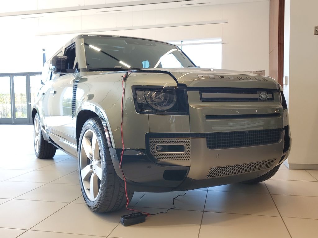 Used 2025 Land Rover Defender 130 X-Dynamic SE SUV