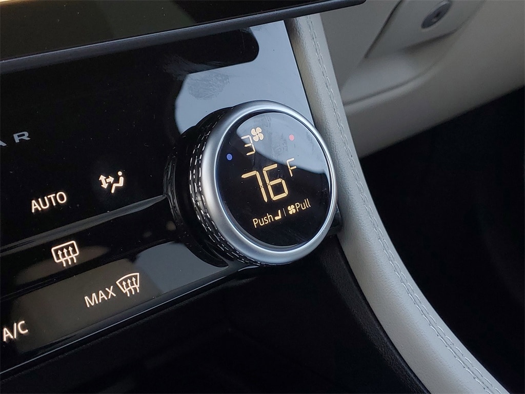 2026 Jaguar F-Pace R-Dynamic S - Photo 25