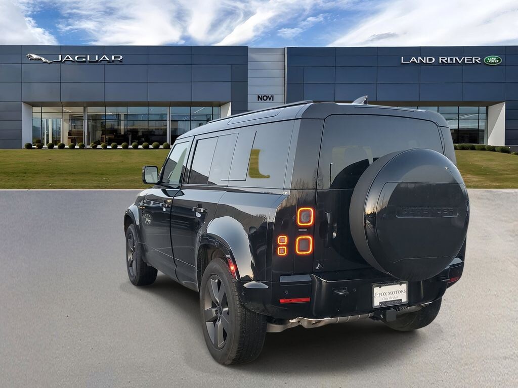 Used 2026 Land Rover Defender 110 X-Dynamic SE SUV