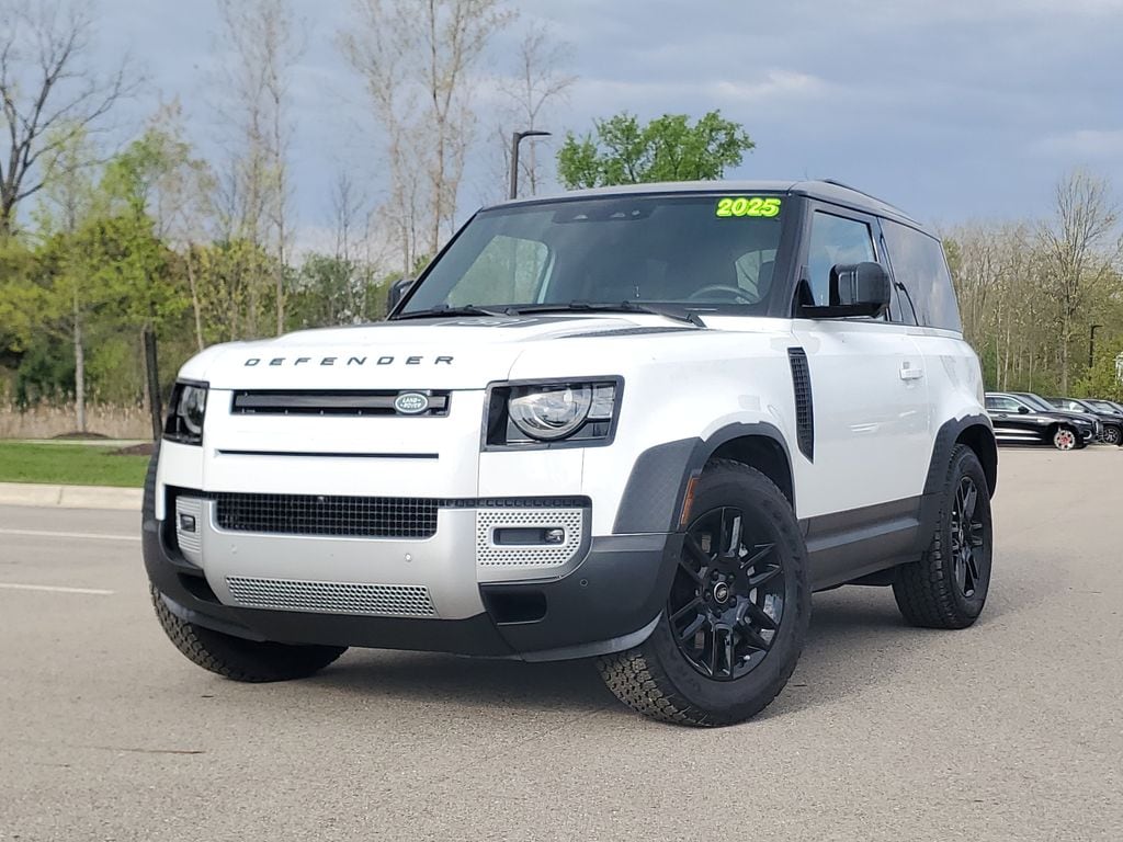 2025 Land Rover Defender 90 S P300's photo