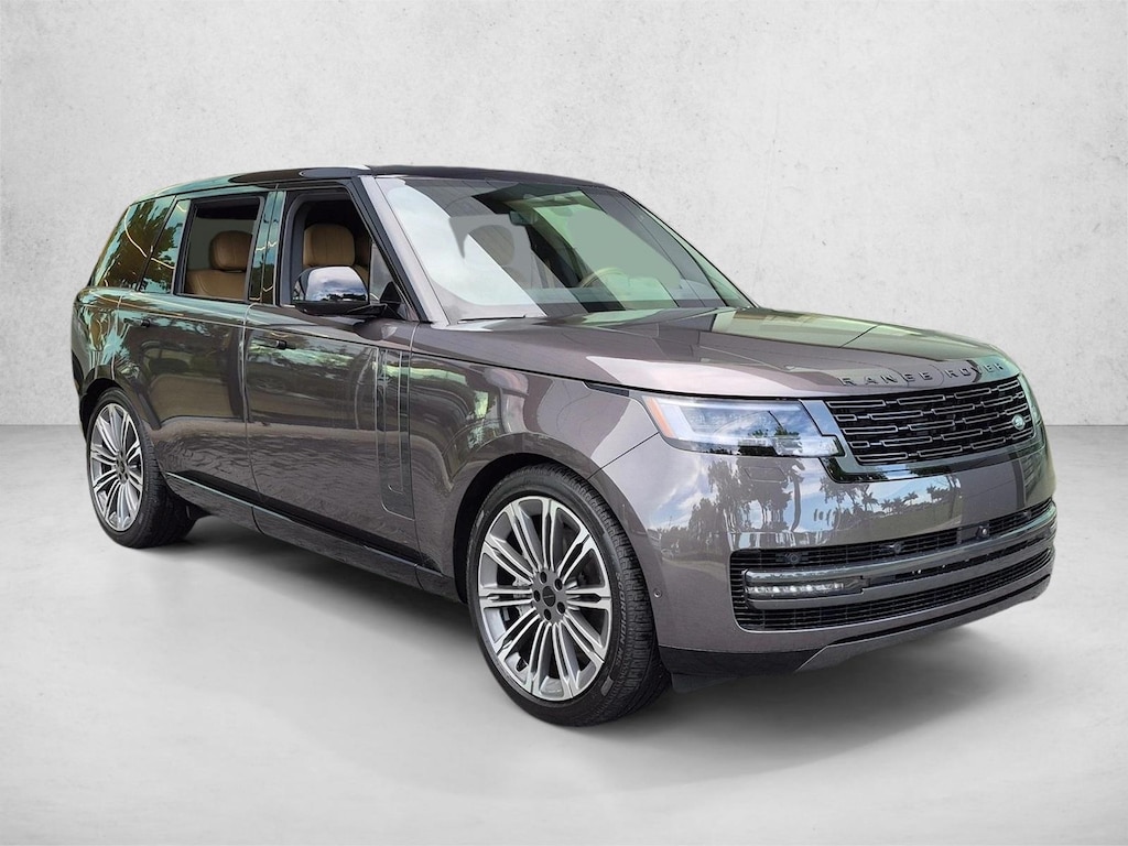 Certified 2026 Land Rover Range Rover P530 SE 7 Seat SUV