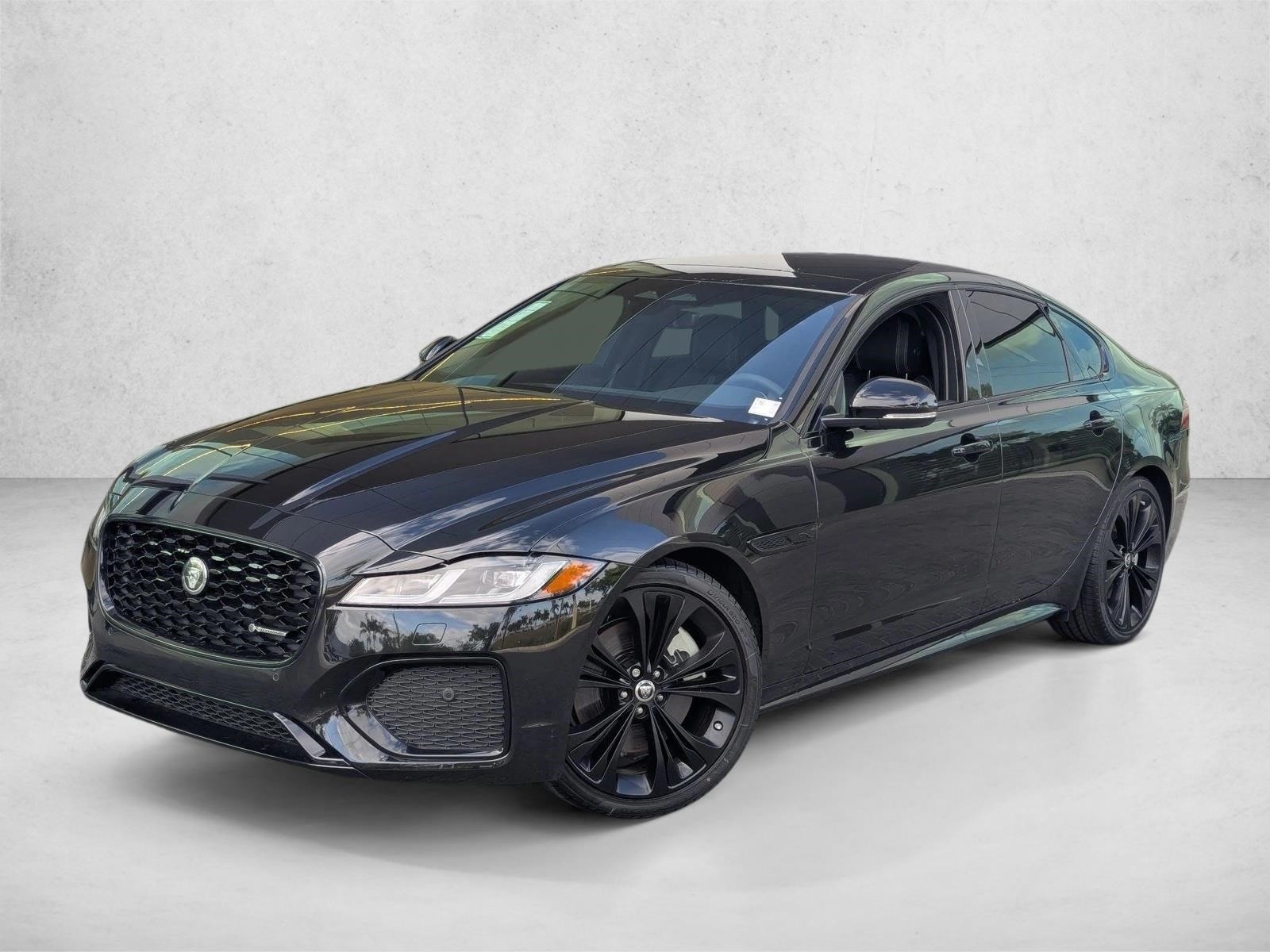 2024 Jaguar XF R-Dynamic SE