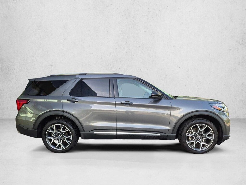 Used 2025 Ford Explorer Platinum SUV