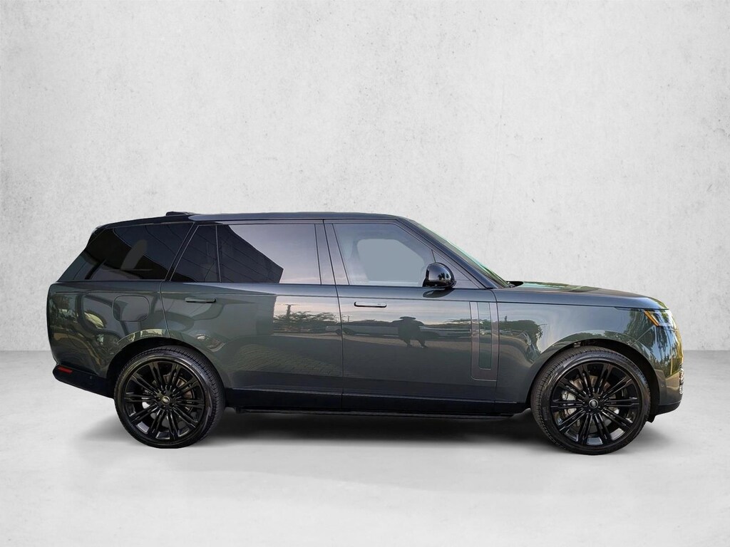 Certified 2024 Land Rover Range Rover P400 SE 7 Seat SUV