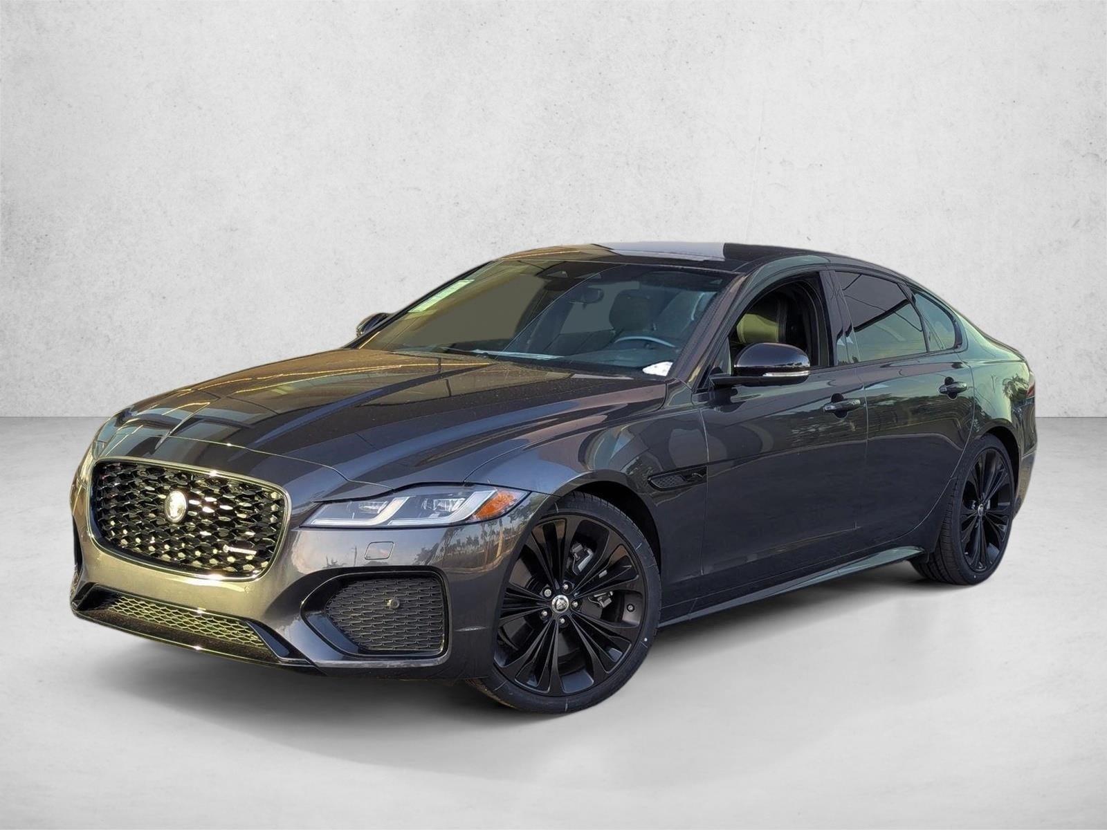 2024 Jaguar XF R-Dynamic SE