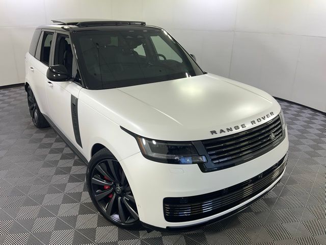 2025 Land Rover Range Rover SV - Photo 36
