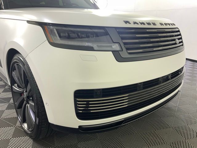 2025 Land Rover Range Rover SV - Photo 8