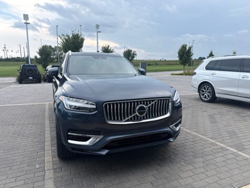 Used 2022 Volvo XC90 Recharge Plug-In Hybrid T8 Inscription Extended Range 7P SUV