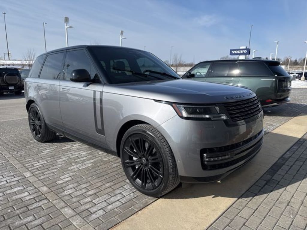Used 2024 Land Rover Range Rover P530 SE SUV