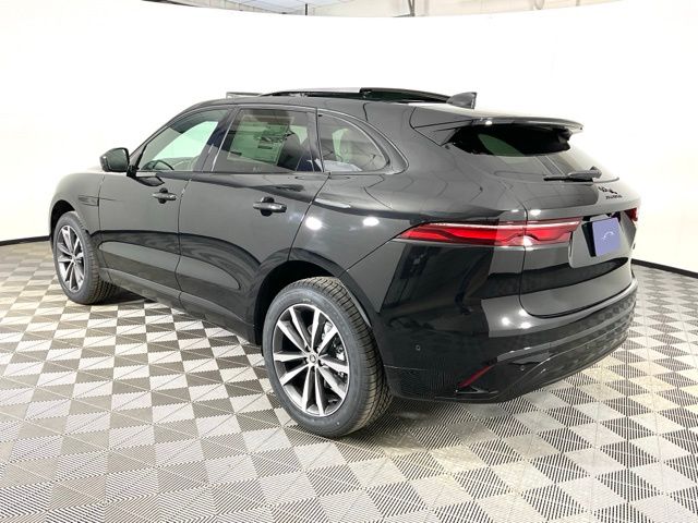 2026 Jaguar F-Pace R-Dynamic S - Photo 4
