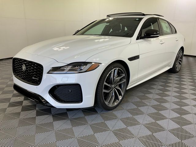 2024 Jaguar XF P300 R-Dynamic SE photo 2