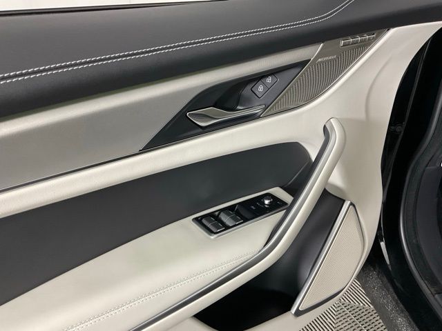 2026 Jaguar F-Pace R-Dynamic S - Photo 23