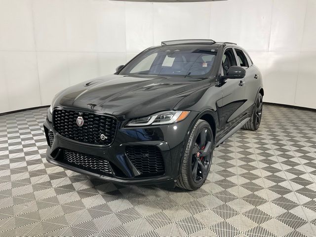 2022 Jaguar F-Pace SVR's photo