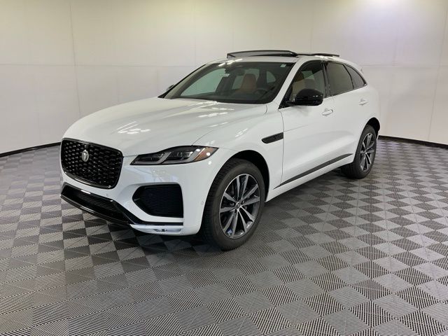 2026 Jaguar F-Pace R-Dynamic S's photo
