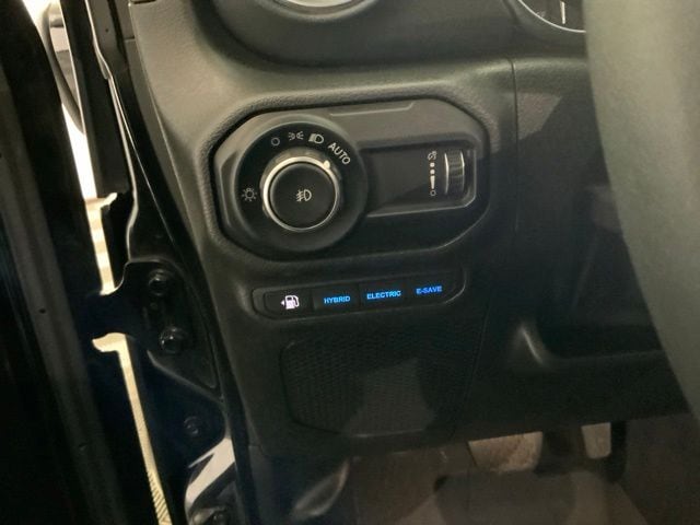 2023 Jeep Wrangler 4xe Sahara 4XE - Photo 17
