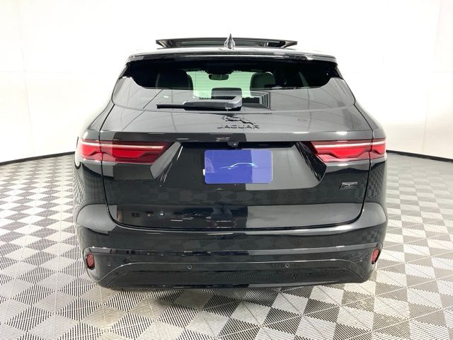 2026 Jaguar F-Pace R-Dynamic S - Photo 5