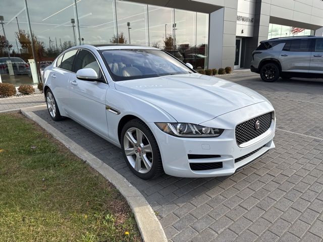 2018 Jaguar XE Prestige