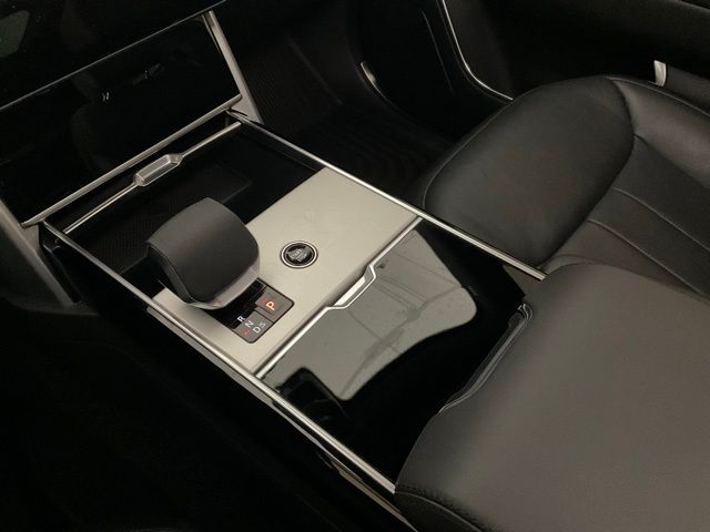 2025 Land Rover Range Rover SE - Photo 12