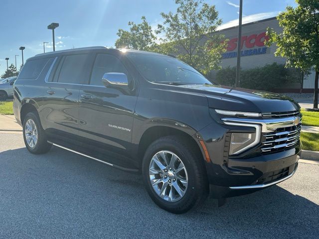 2025 Chevrolet Suburban Premier - Photo 6