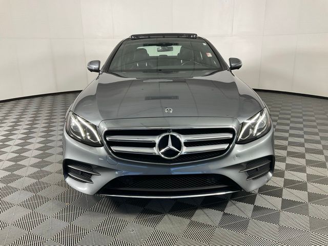 2020 Mercedes Benz E 350 4MATIC photo 2