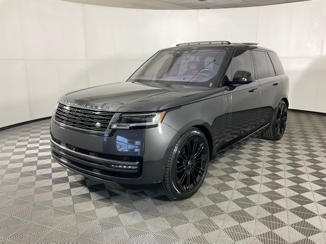 2023 Land Rover Range Rover 3.0 SE SWB's photo