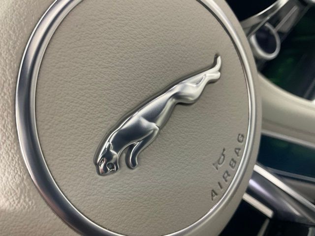 2026 Jaguar F-Pace R-Dynamic S - Photo 38