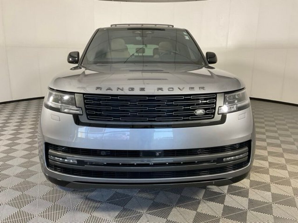 Used 2024 Land Rover Range Rover P530 SE SUV