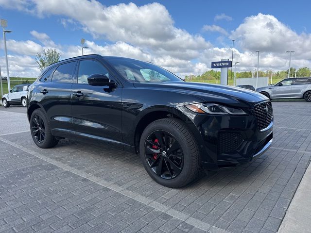 2024 Jaguar F-PACE P400 R-Dynamic S's photo