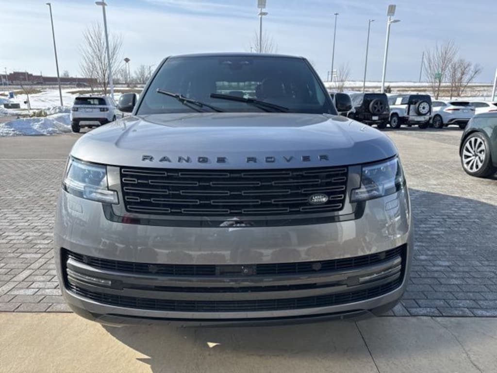 Used 2024 Land Rover Range Rover P530 SE SUV