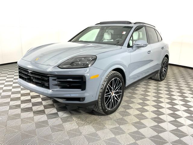 2025 Porsche Cayenne Base