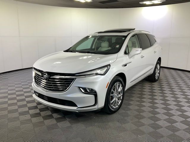 2024 Buick Enclave Essence