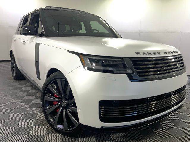 2025 Land Rover Range Rover SV - Photo 37