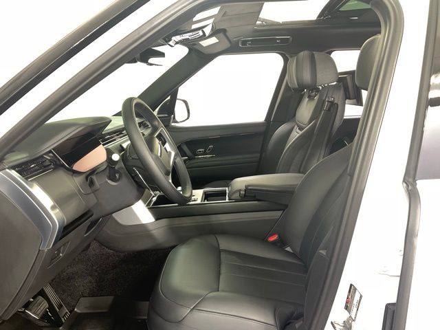 2025 Land Rover Range Rover SV - Photo 24