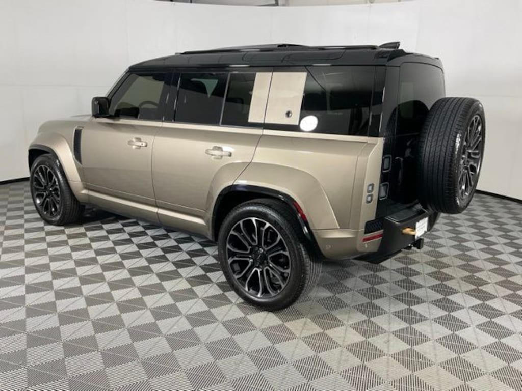 Used 2026 Land Rover Defender 110 OCTA SUV