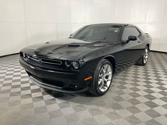 2021 Dodge Challenger SXT's photo