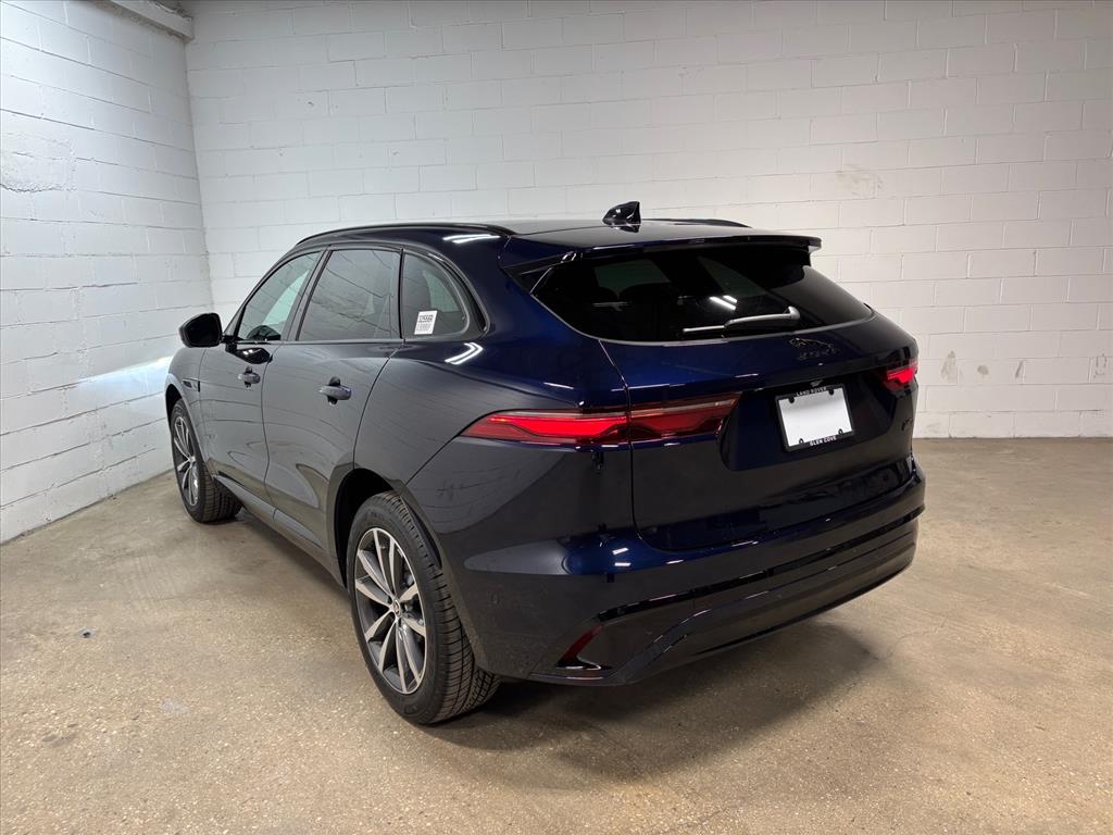 2026 Jaguar F-Pace R-Dynamic S - Photo 9