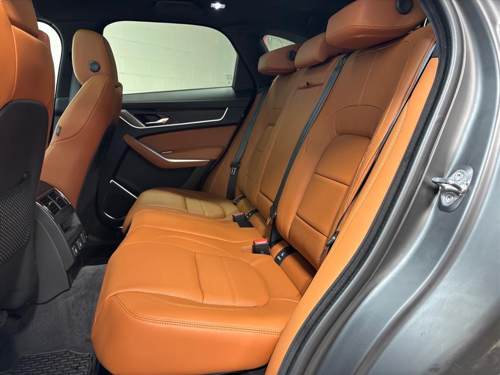 2026 Jaguar F-Pace R-Dynamic S - Photo 28