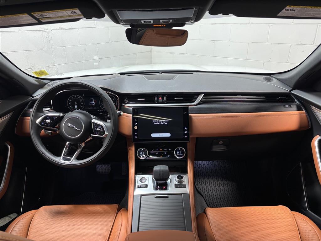 2026 Jaguar F-Pace R-Dynamic S - Photo 34