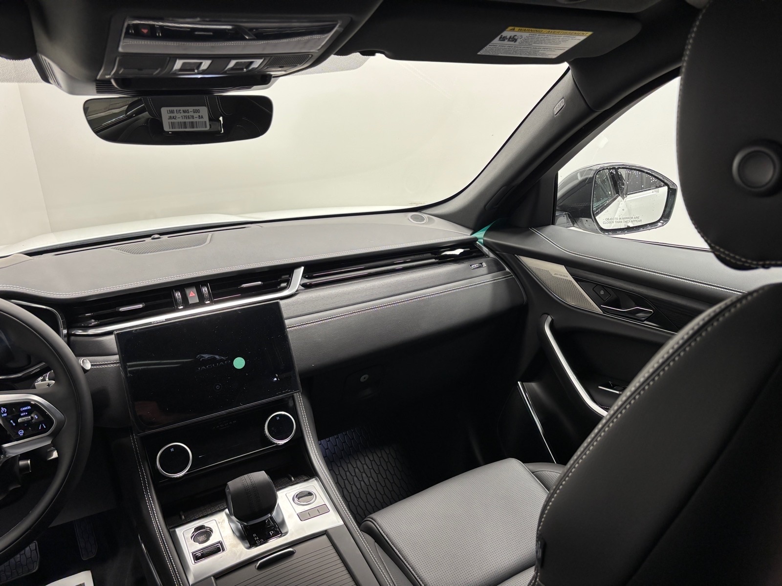 2026 Jaguar F-Pace R-Dynamic S - Photo 37