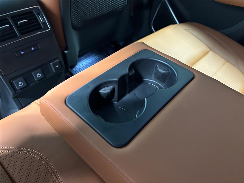 2026 Jaguar F-Pace R-Dynamic S - Photo 26