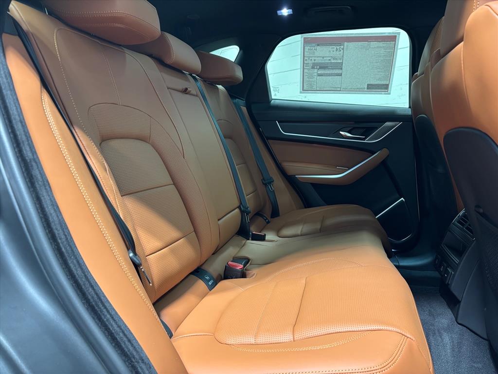 2026 Jaguar F-Pace R-Dynamic S - Photo 37