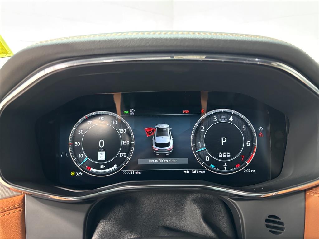 2026 Jaguar F-Pace R-Dynamic S - Photo 18