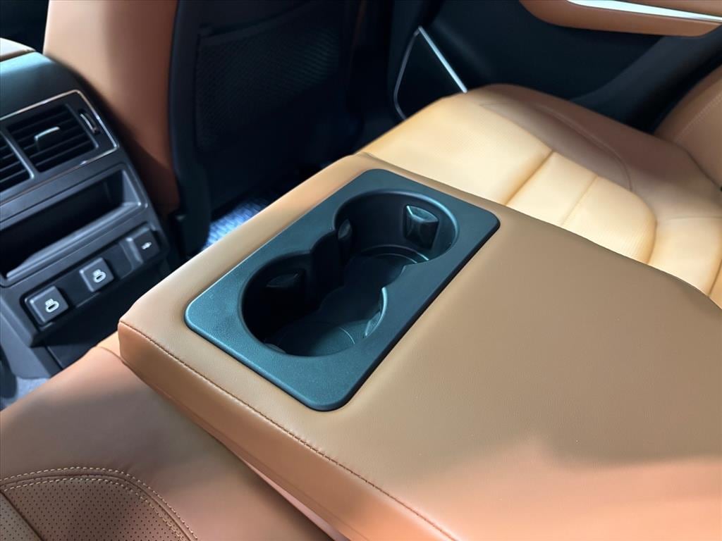 2026 Jaguar F-Pace R-Dynamic S - Photo 24