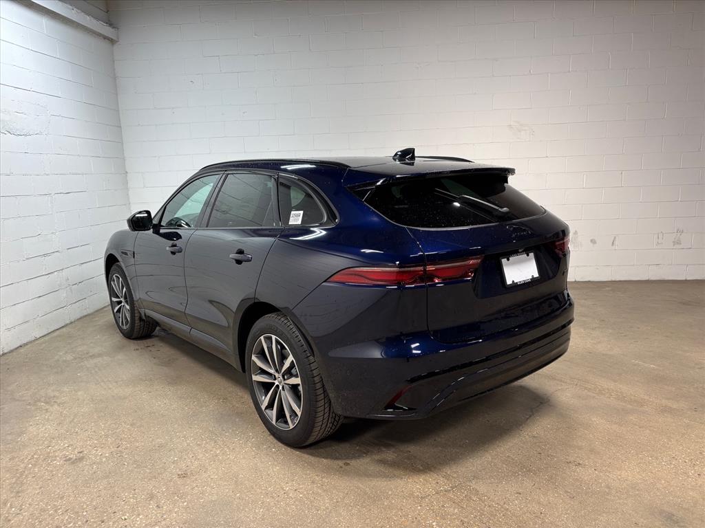2026 Jaguar F-Pace R-Dynamic S - Photo 9