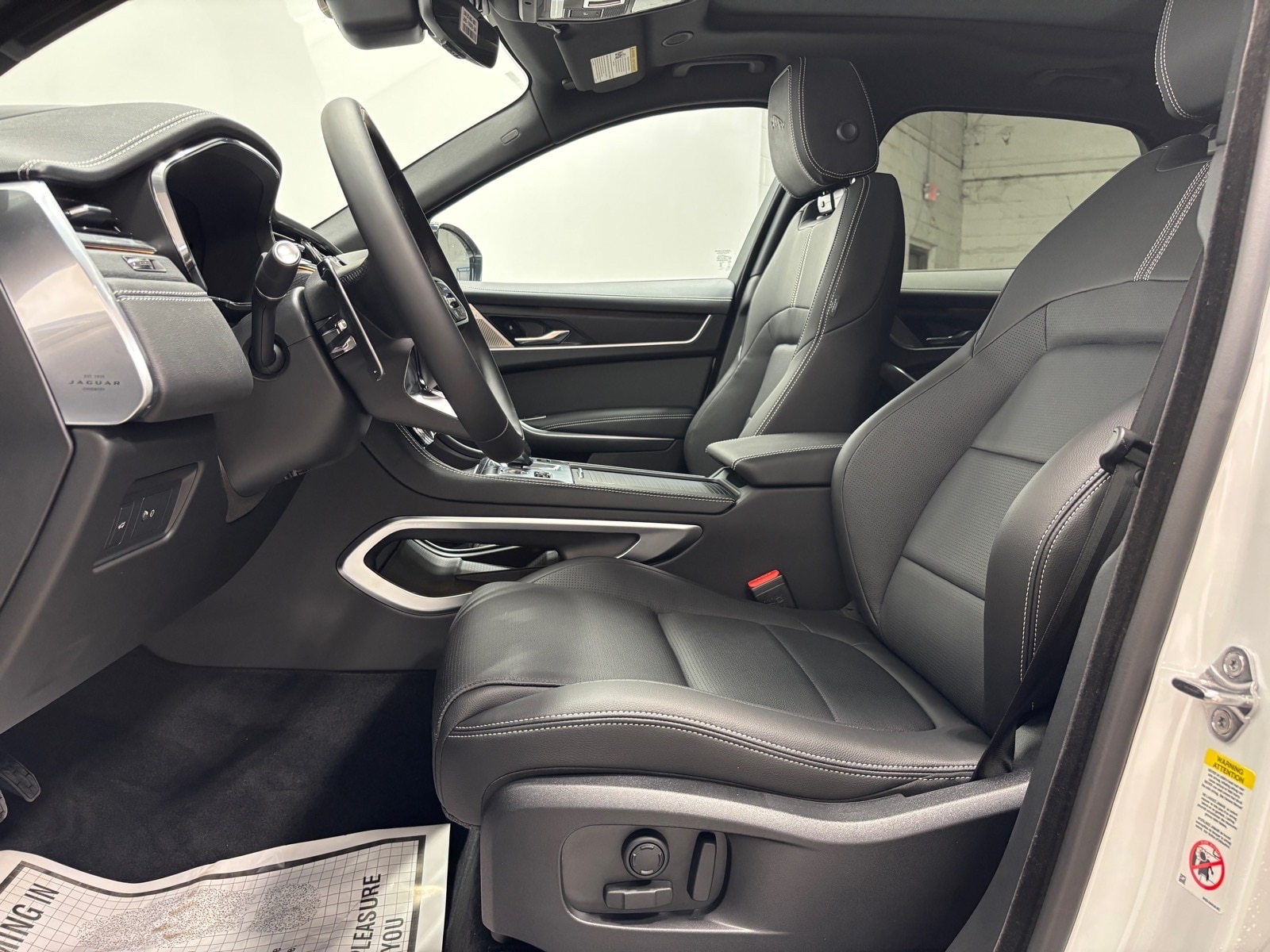 2026 Jaguar F-Pace R-Dynamic S - Photo 24