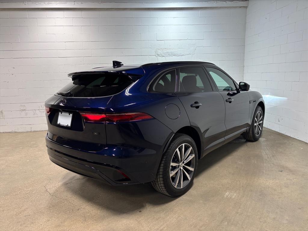 2026 Jaguar F-Pace R-Dynamic S - Photo 6
